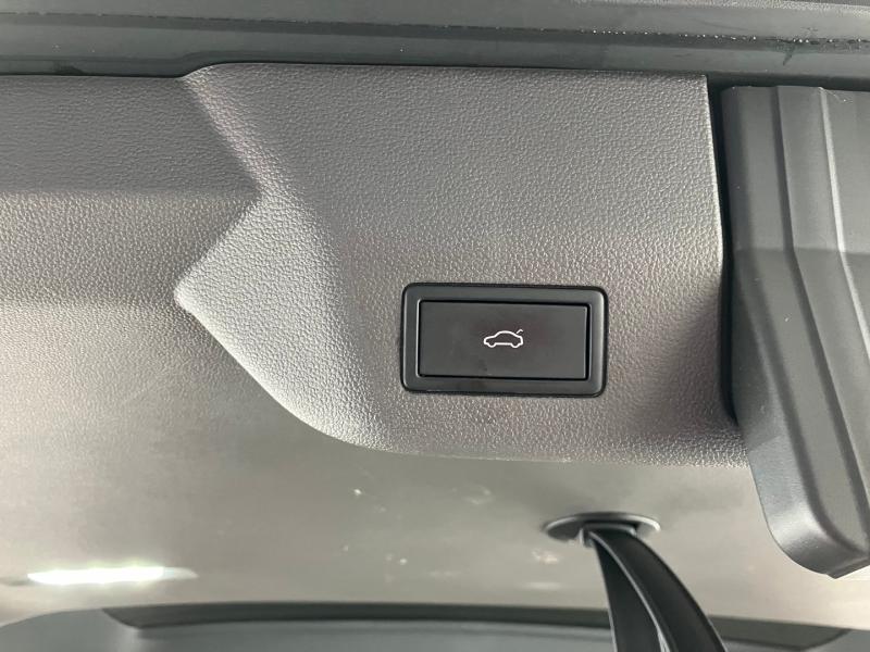 VW Multivan Energetic eHybrid