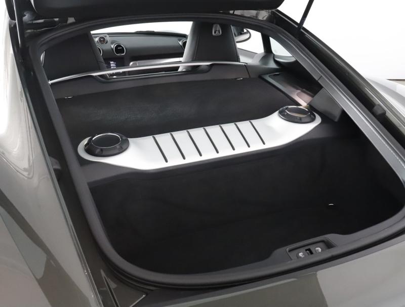 Porsche 718 Cayman