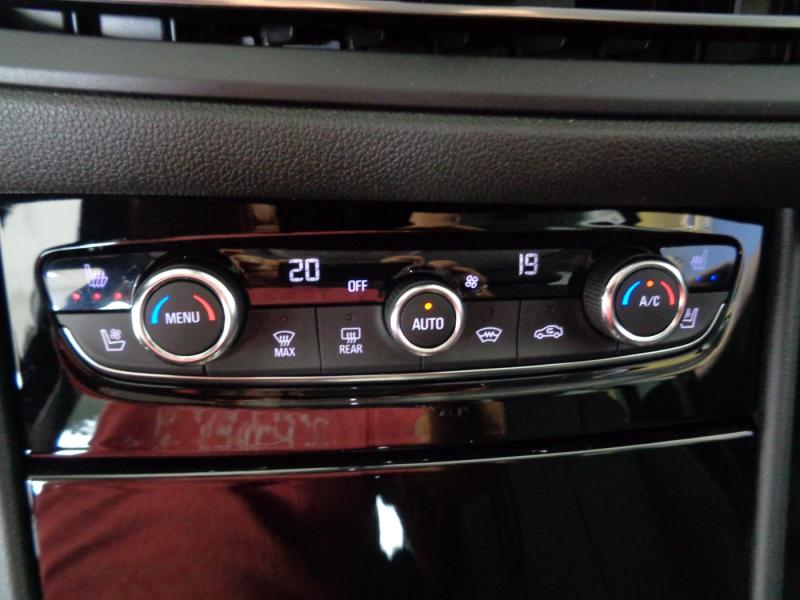 Opel GRANDLAND ULT 1.2 S/S AT8 130P