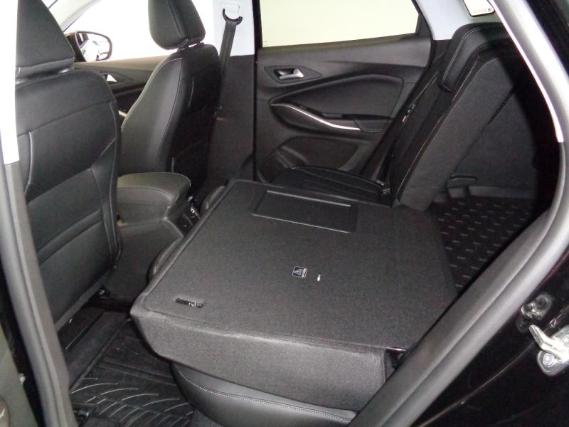 Opel GRANDLAND ULT 1.2 S/S AT8 130P