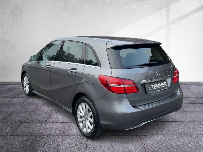 MERCEDES-BENZ B 180 d Style