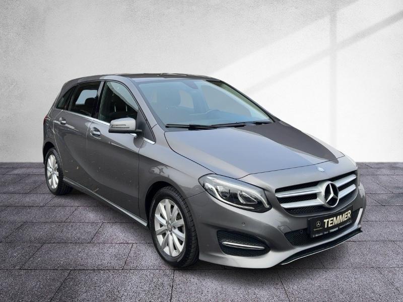 MERCEDES-BENZ B 180 d Style