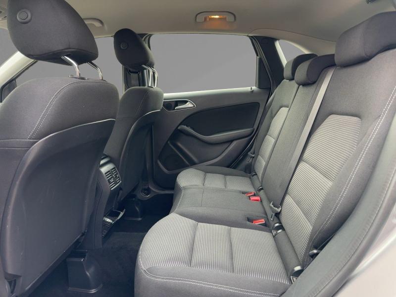 MERCEDES-BENZ B 180 d Style