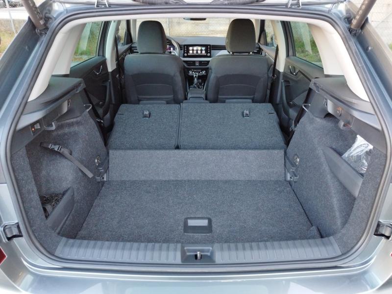 Škoda Kamiq Selection TSI DSG