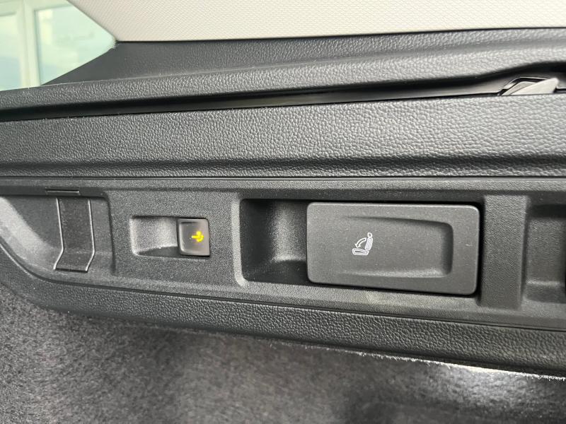 VW Passat Variant Business TDI DSG