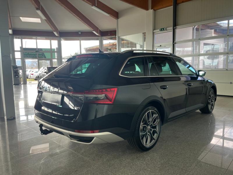 Škoda SUPERB Combi 4x4 SCOUT TDI DSG