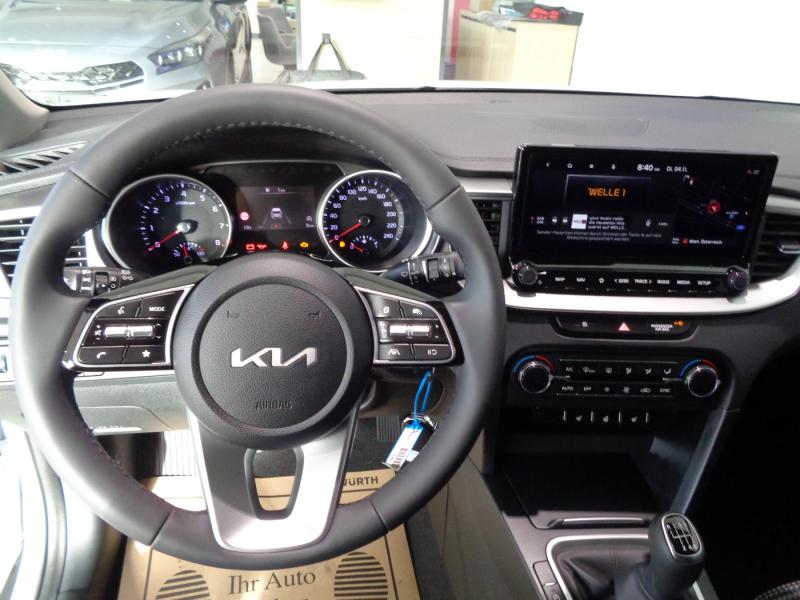 KIA XCEED/SIL/1.0 TGDI/MT6/115