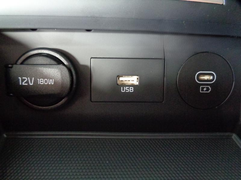 KIA XCEED/SIL/1.0 TGDI/MT6/115