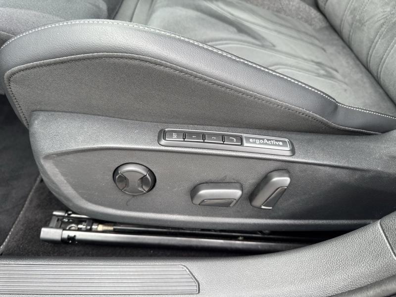 VW Golf Variant Business TDI DSG