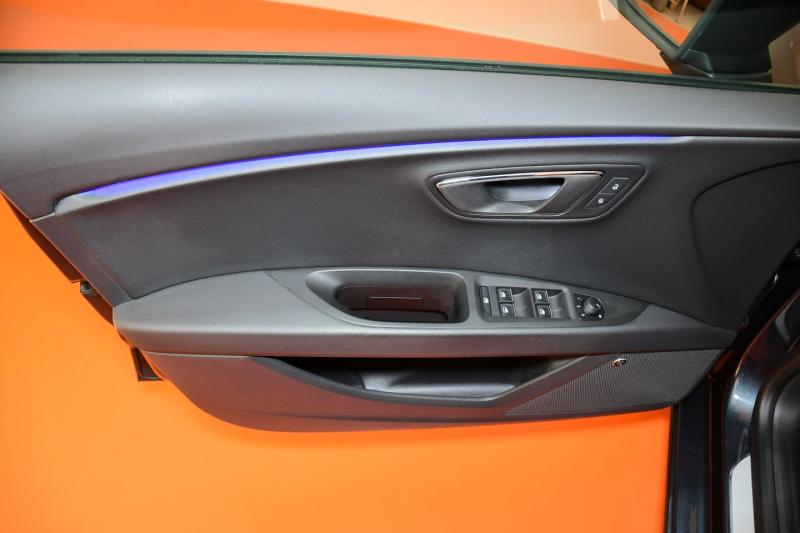 SEAT Leon Kombi FR BlackEdition PLUS TSI