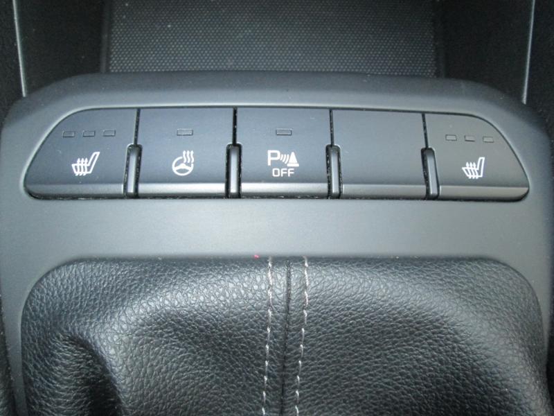 KIA STONIC/TITAN/1.2 DPI/MT5/84