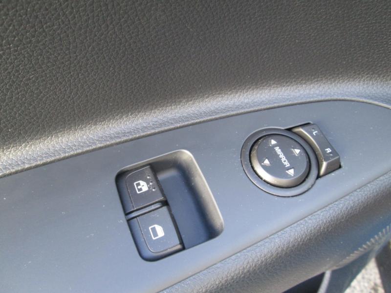 KIA STONIC/TITAN/1.2 DPI/MT5/84