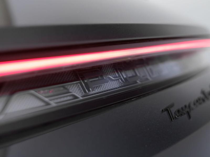 Porsche Taycan Turbo S Sport Turismo
