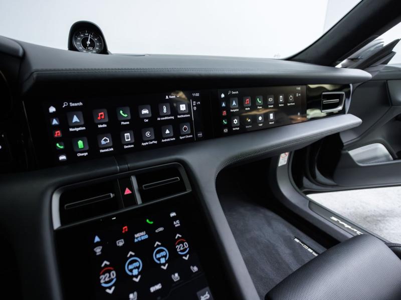 Porsche Taycan Turbo S Sport Turismo