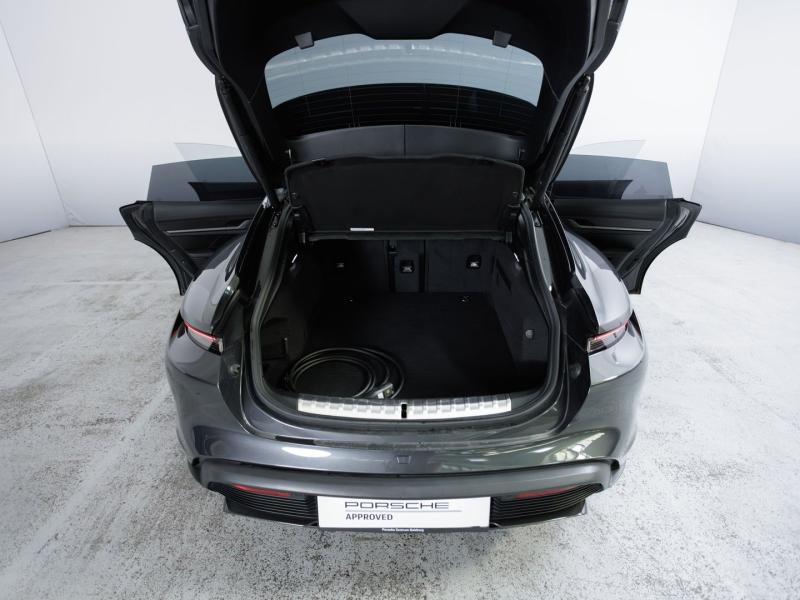 Porsche Taycan Turbo S Sport Turismo