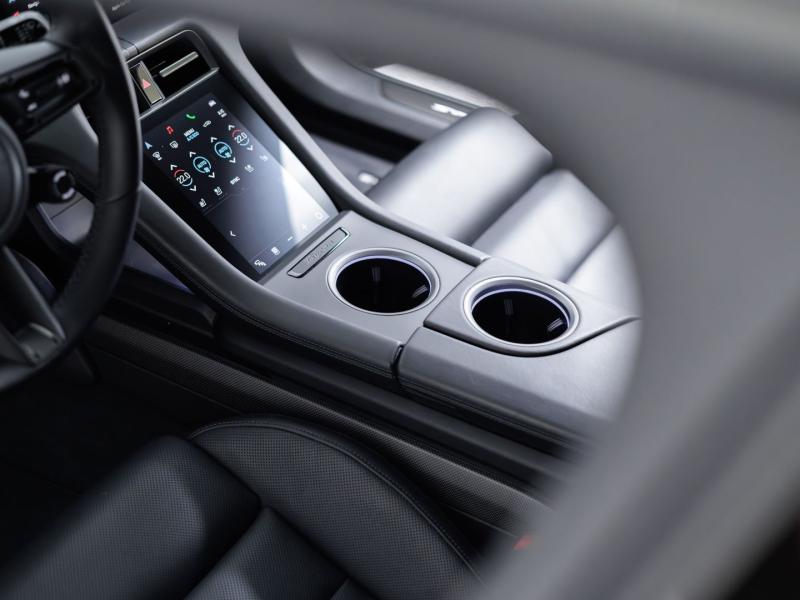 Porsche Taycan Turbo S Sport Turismo