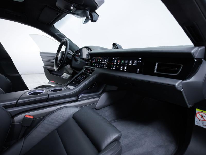 Porsche Taycan Turbo S Sport Turismo