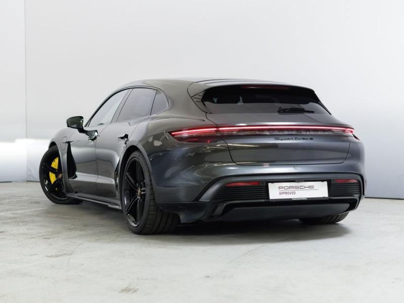 Porsche Taycan Turbo S Sport Turismo
