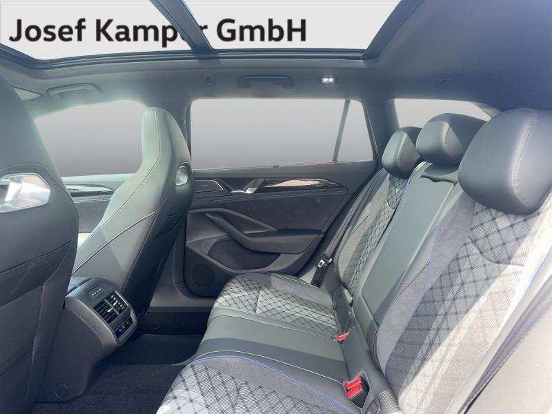 VW Passat Variant Sport TDI DSG