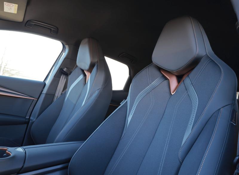 CUPRA Tavascan 210kW/286PS