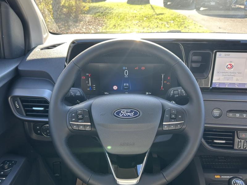 Tourneo Courier Titanium 1.0EcoBoost 125PS M6