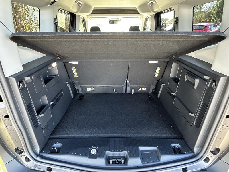 Tourneo Courier Titanium 1.0EcoBoost 125PS M6