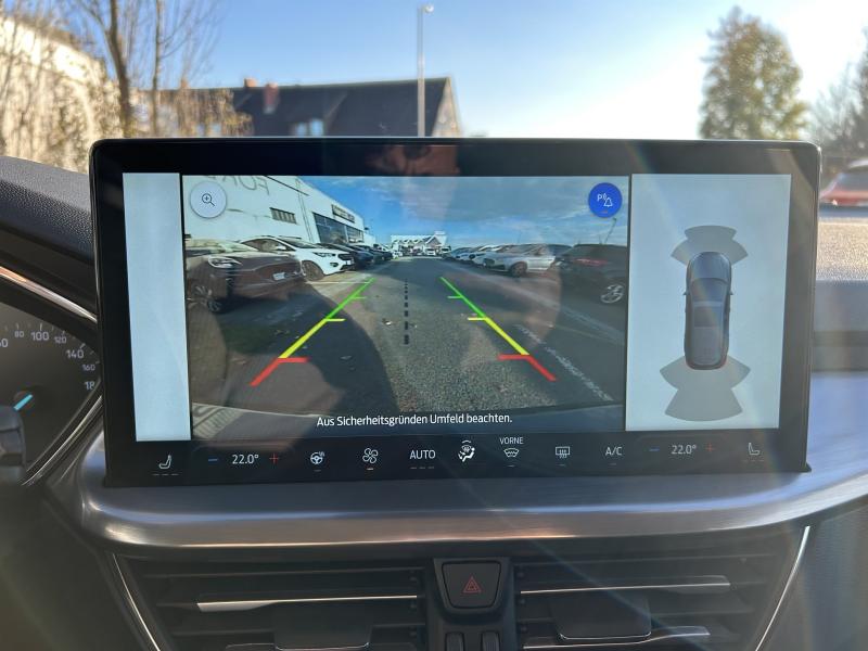 Focus Titanium Edition Traveller 1.5EcoBlue 115PS A8