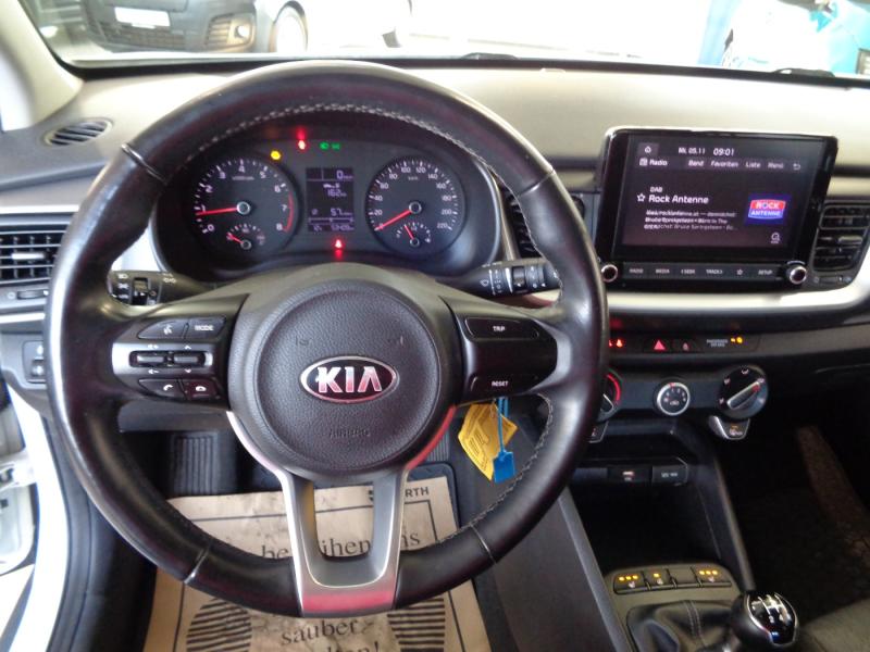 KIA STONIC/TITAN/1.25 MPI/MT5/84