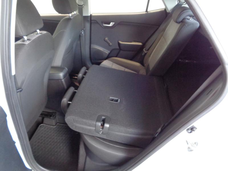 KIA STONIC/TITAN/1.25 MPI/MT5/84