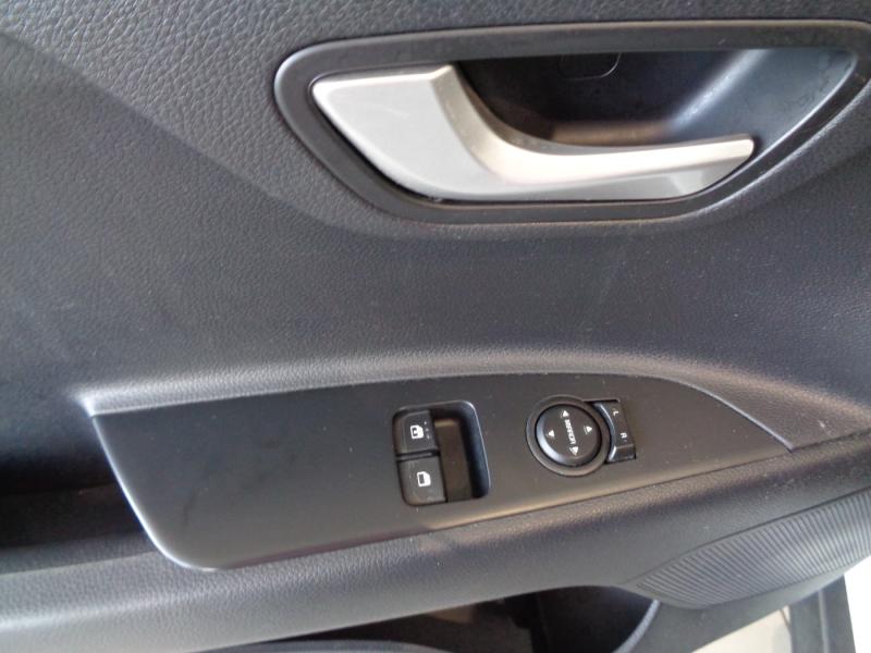 KIA STONIC/TITAN/1.25 MPI/MT5/84