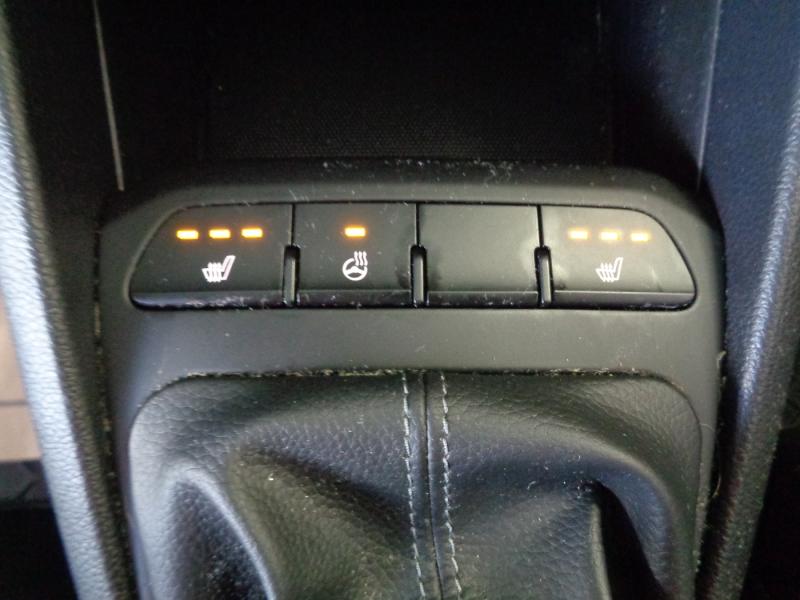 KIA STONIC/TITAN/1.25 MPI/MT5/84