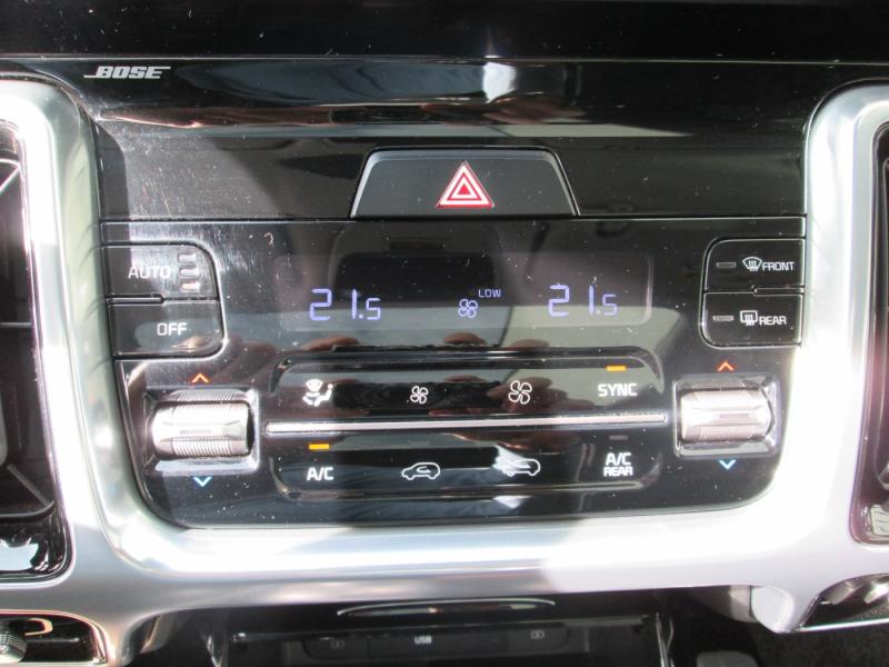 KIA SORENTO/6S/UVO/2.2 CRDI/193PS