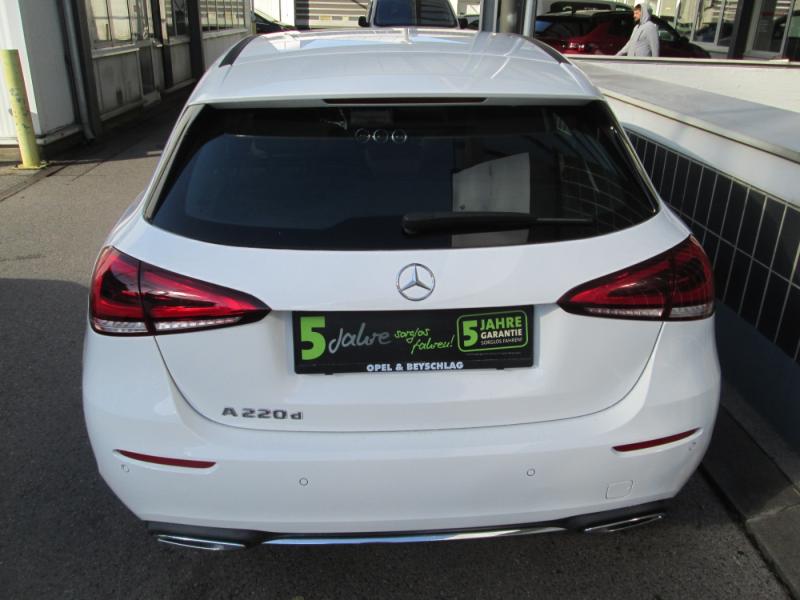 MERCEDES-BENZ A 220 d Aut.