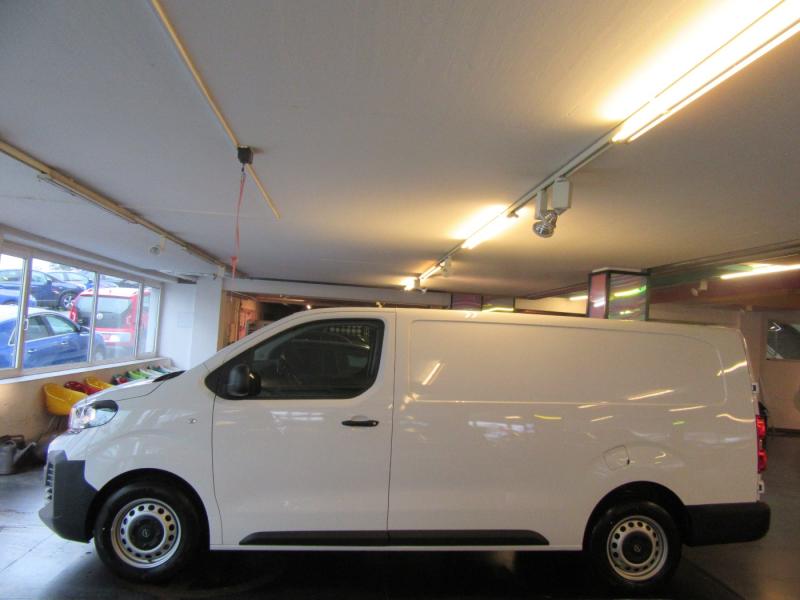 Opel Vivaro BlueHDi 120 XL