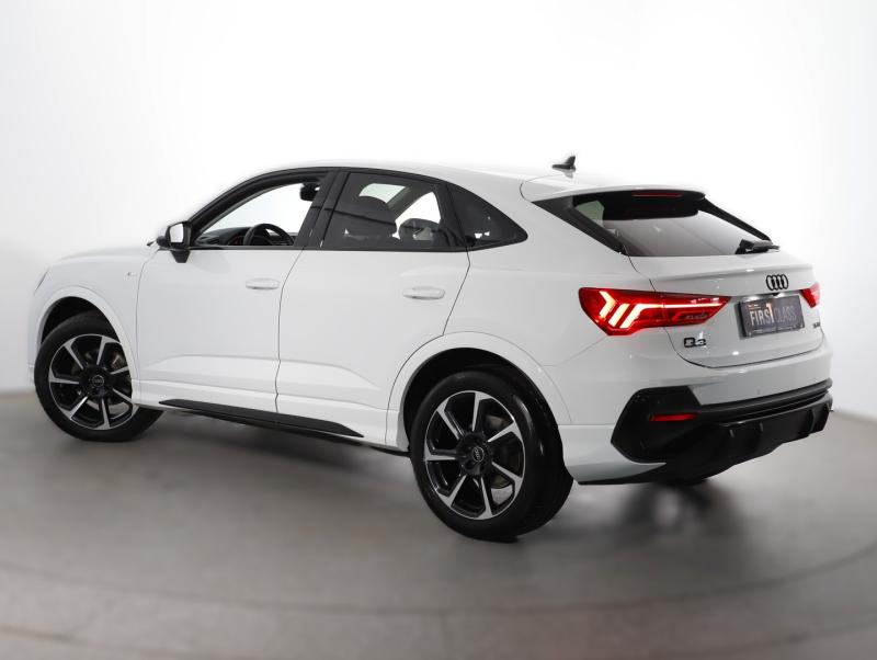 Audi Q3 Sportback 35 TFSI admired
