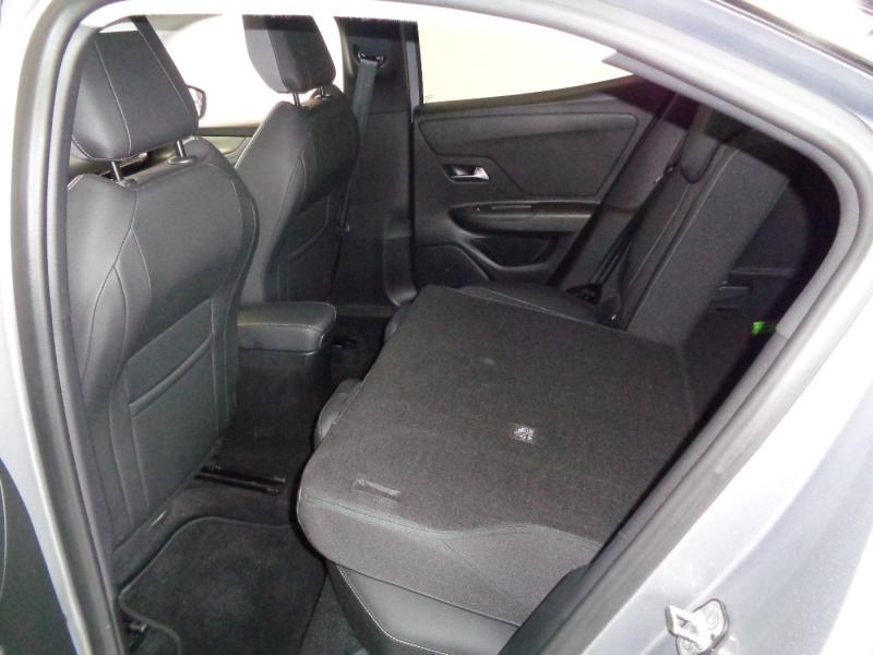 Opel MOKKA ELE 1.2 S/S AT8 130PS