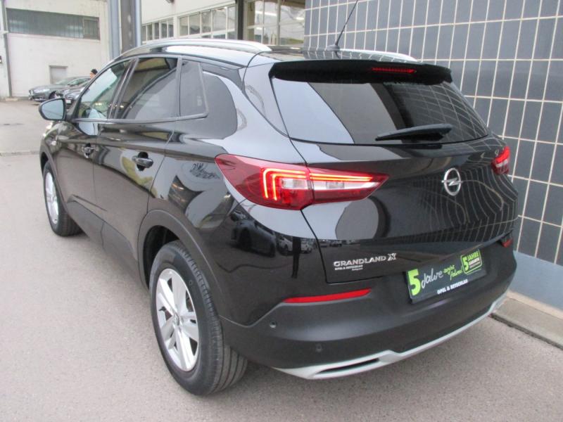Opel GRANDLAND X ELE 1.2 AT 130PS