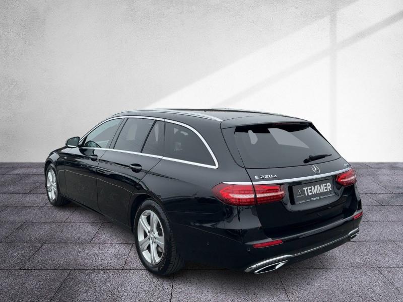 MERCEDES-BENZ E 220 d 4MATIC T-Modell