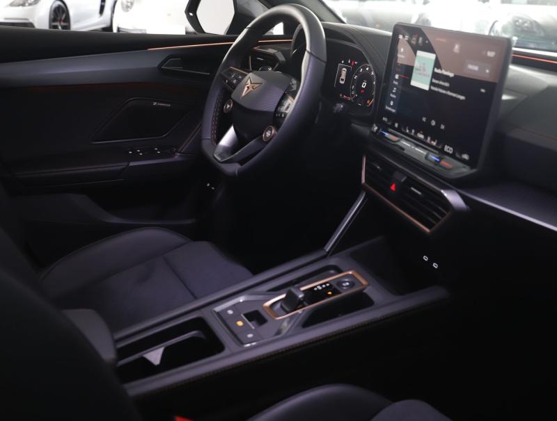 CUPRA Leon SP Kombi VZ e-HYBRID 200/272