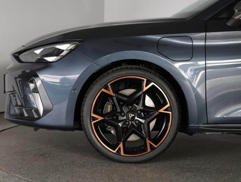 CUPRA Leon SP Kombi VZ e-HYBRID 200/272