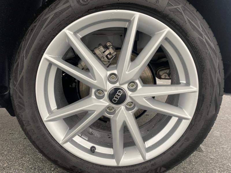 Audi Q2 30 TFSI admired