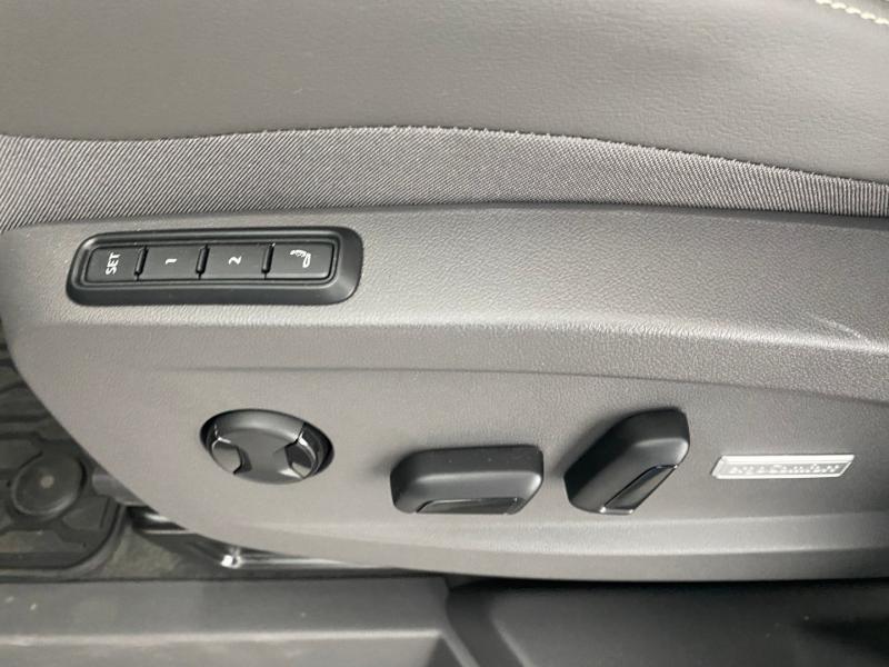 VW Multivan Style ÜH eHybrid 180 kW 4MOTION