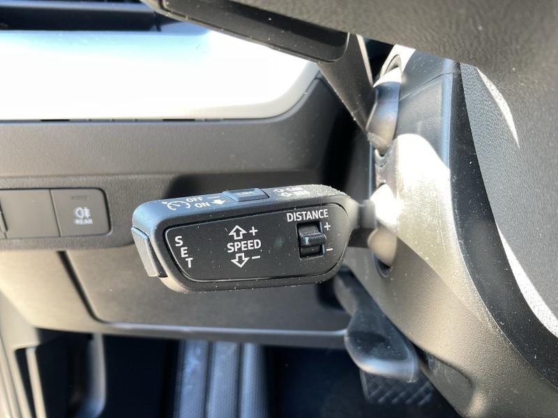 Audi Q4 45 e-tron quattro business