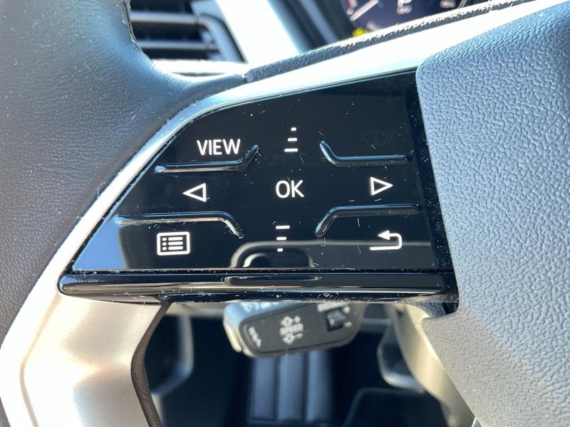 Audi Q4 45 e-tron quattro business