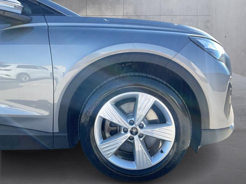 Audi Q4 45 e-tron quattro business