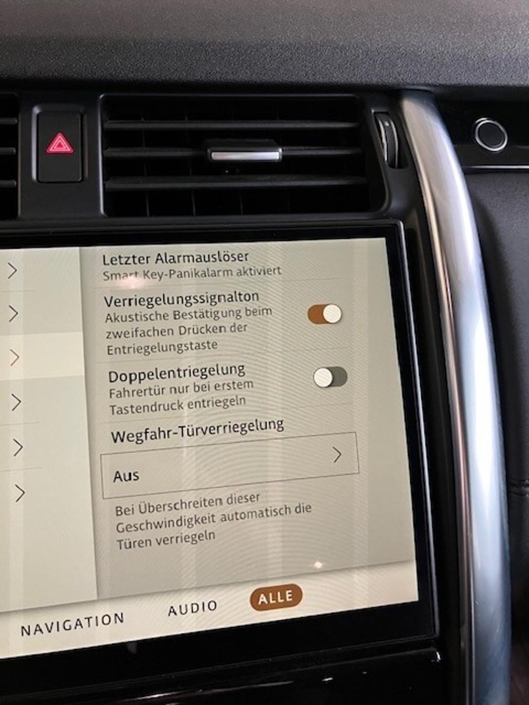 Land Rover Discovery 5 S D250 AWD