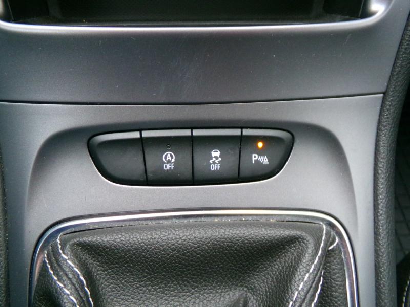 Opel Astra 1.2 Turbo Edition