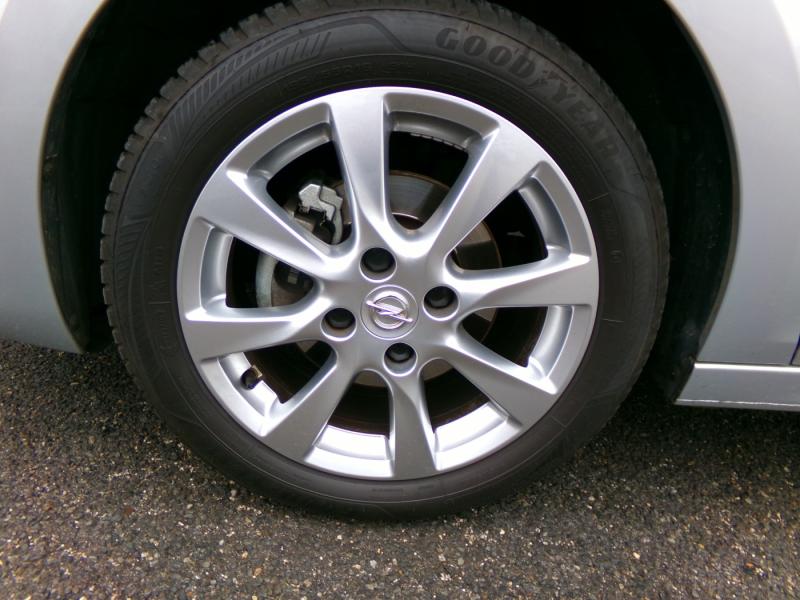 Opel CORSA F Edition 75PS