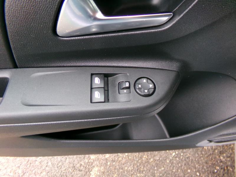 Opel CORSA F Edition 75PS