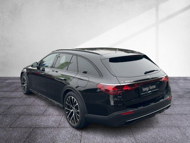 MERCEDES-BENZ E 300 de 4M T All-Terrain